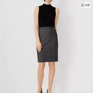 Ann Taylor ruffle back | gray pencil skirt size 4